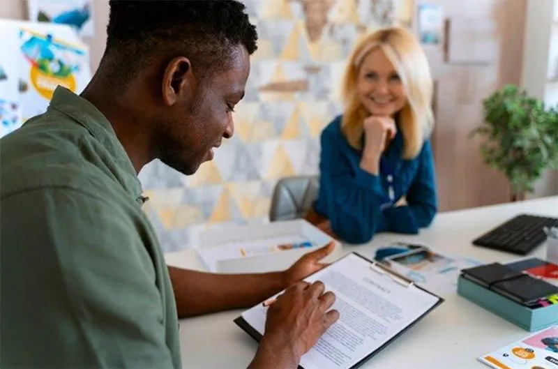 Navigating-Life-Alert-Pricing-What-Seniors-Should-Know-2